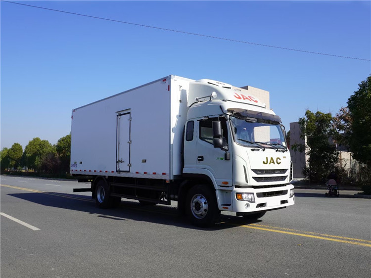 國六 江淮帥鈴Q9(6.8米冷藏車)